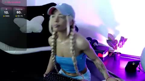 Snapshot of sarahraiynex chatting on June 11, 2026, 10:13 am sarahraiynex online show from June 11, 2026, 10:13 am