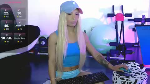 Snapshot of sarahraiynex chatting on June 16, 2026, 10:51 am sarahraiynex online show from June 16, 2026, 10:51 am