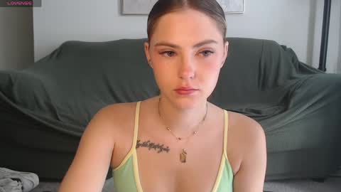Snapshot of sarahxaoliver1 chatting on May 30, 2026, 2:14 pm SarahxOliver online show from May 30, 2026, 2:14 pm