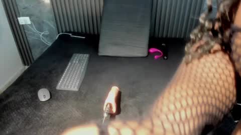 Snapshot of saraievans chatting on February 1, 2025, 8:29 am Sarai online show from February 1, 2025, 8:29 am