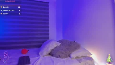 Sara online show from December 26, 2024, 2:33 am