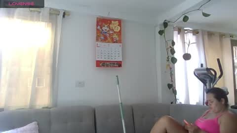 sara martinez online show from July 28, 2026, 7:39 pm