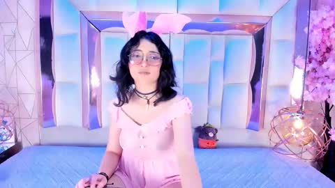 sara  online show from November 4, 2025, 5:50 am