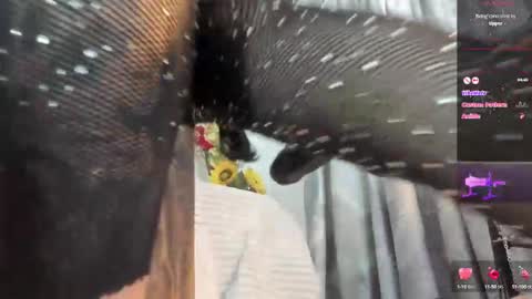 Snapshot of saramartins01 chatting on January 11, 2025, 8:21 pm jhoa online show from January 11, 2025, 8:21 pm