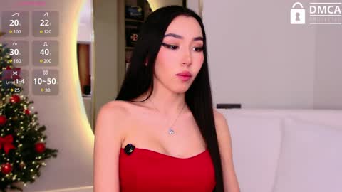 Mia online show from February 1, 2025, 1:41 pm