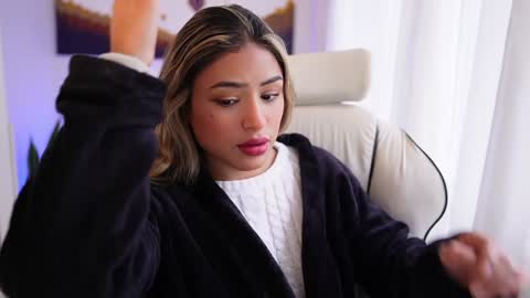 Sara online show from January 2, 2025, 8:35 pm