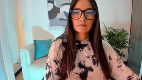 I am Sara  online show from December 9, 2024, 1:34 pm