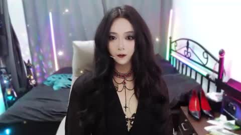 Snapshot of sarasilky chatting on July 19, 2026, 9:35 am ToT online show from July 19, 2026, 9:35 am