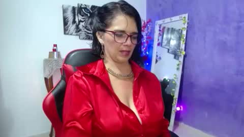 Snapshot of sarasmith2 chatting on January 11, 2026, 10:15 pm sara online show from January 11, 2026, 10:15 pm