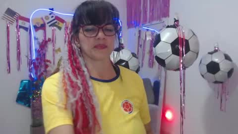 Snapshot of sarasmith2 chatting on July 7, 2026, 7:18 pm sara online show from July 7, 2026, 7:18 pm