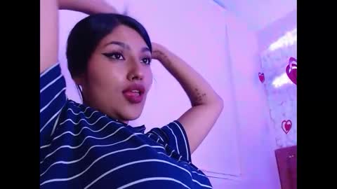 Snapshot of sarastonesx chatting on February 20, 2025, 6:50 am sarastonesx online show from February 20, 2025, 6:50 am