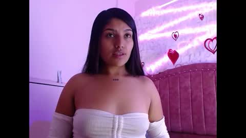 Snapshot of sarastonesx chatting on March 3, 2025, 10:49 am sarastonesx online show from March 3, 2025, 10:49 am