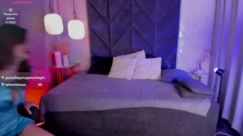 Sara online show from April 16, 2026, 1:45 pm