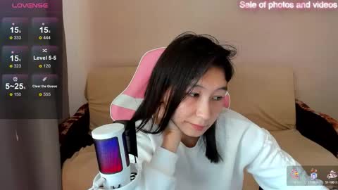 Snapshot of saraxray chatting on September 19, 2025, 5:09 am Sara online show from September 19, 2025, 5:09 am