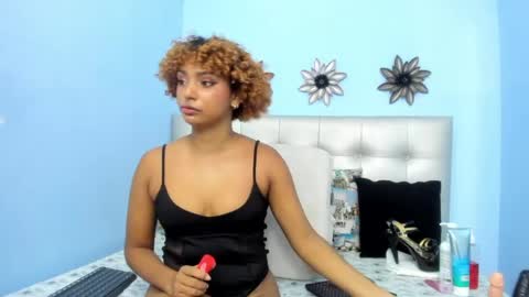 saray_sexy_love online show from April 29, 2026, 12:09 pm
