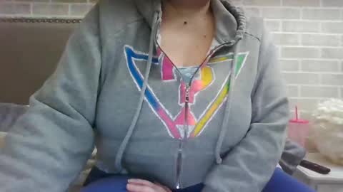 Sara online show from February 17, 2025, 5:43 pm