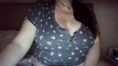 Sara online show from October 1, 2025, 1:55 am