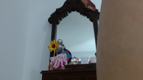 Sara online show from July 27, 2026, 5:31 pm