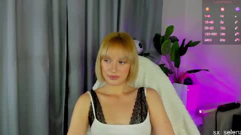 Snapshot of sarilit chatting on June 30, 2026, 3:07 am Your Selena 3 online show from June 30, 2026, 3:07 am