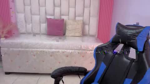 Sara  online show from May 12, 2026, 8:17 pm
