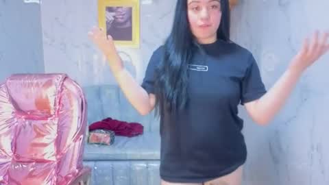 Sara  online show from July 28, 2026, 12:59 pm