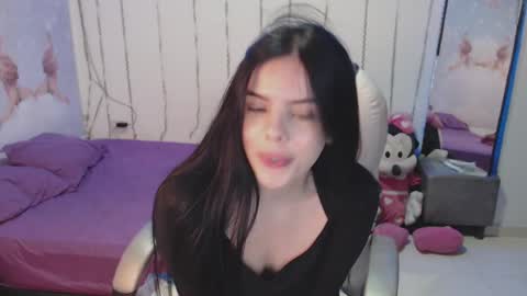 Sara online show from December 13, 2024, 6:27 pm