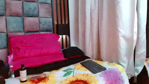 sara online show from March 10, 2025, 10:48 am