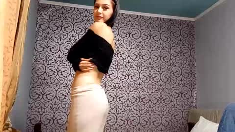 Valentina online show from September 16, 2025, 8:21 pm