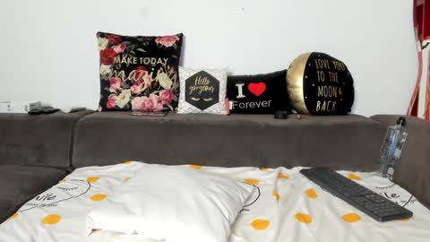 Snapshot of sas4a chatting on December 4, 2024, 7:50 am Sasha online show from December 4, 2024, 7:50 am