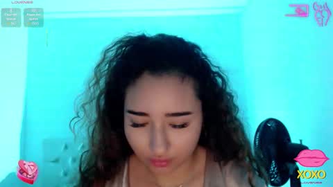 Snapshot of sasha_17_ chatting on October 15, 2025, 1:22 pm Sofia online show from October 15, 2025, 1:22 pm