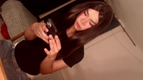 Sasha online show from April 11, 2026, 4:17 am