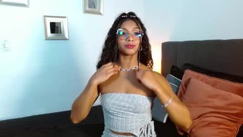 sasha_bowei online show from October 1, 2025, 1:55 am