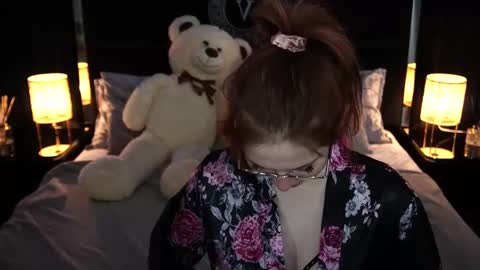 Sasha Exclusive online show from February 9, 2025, 4:36 am