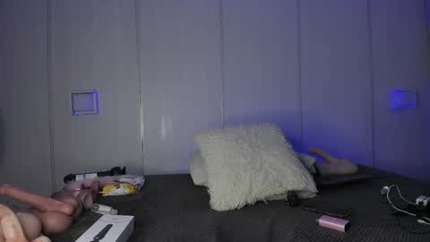 Sasha  online show from April 6, 2026, 7:15 pm