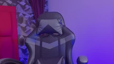 Snapshot of sasha_rousse chatting on December 19, 2025, 8:38 pm sasha_rousse online show from December 19, 2025, 8:38 pm