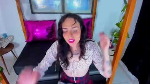 sasha_sexx1 online show from November 16, 2025, 10:37 pm