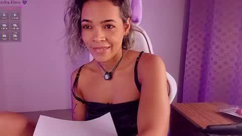 Snapshot of sashaklein chatting on July 16, 2026, 1:33 am Sasha Klein online show from July 16, 2026, 1:33 am