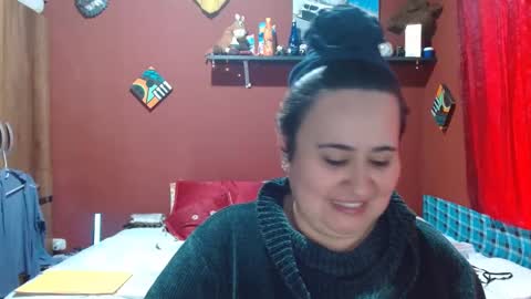 S A S H A R O S E online show from October 7, 2025, 2:14 pm