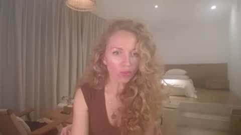 Sasha online show from December 4, 2025, 11:52 am