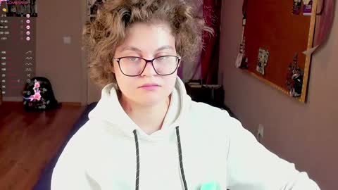 Snapshot of sashy_way chatting on December 7, 2024, 10:01 am .Alexandra online show from December 7, 2024, 10:01 am