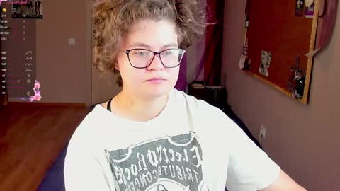 Snapshot of sashy_way chatting on December 8, 2024, 5:11 pm .Alexandra online show from December 8, 2024, 5:11 pm