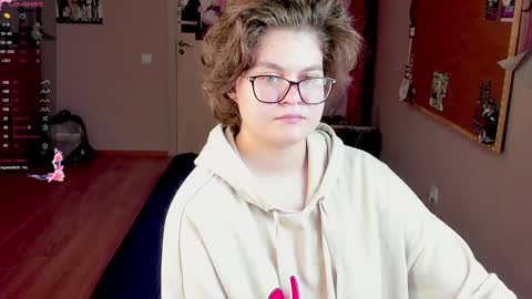 Snapshot of sashy_way chatting on January 5, 2025, 2:41 pm .Alexandra online show from January 5, 2025, 2:41 pm