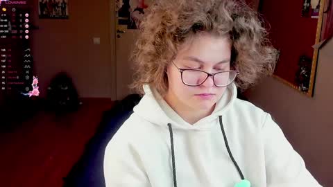 Snapshot of sashy_way chatting on January 28, 2025, 4:19 pm .Alexandra online show from January 28, 2025, 4:19 pm