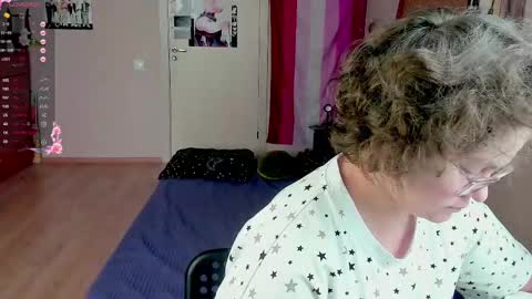 Snapshot of sashy_way chatting on February 13, 2025, 9:30 am .Alexandra online show from February 13, 2025, 9:30 am