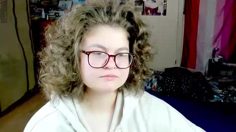 Snapshot of sashy_way chatting on October 23, 2025, 9:19 am .Alexandra online show from October 23, 2025, 9:19 am