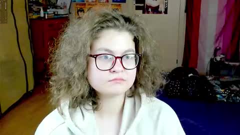 Snapshot of sashy_way chatting on October 23, 2025, 9:24 pm .Alexandra online show from October 23, 2025, 9:24 pm