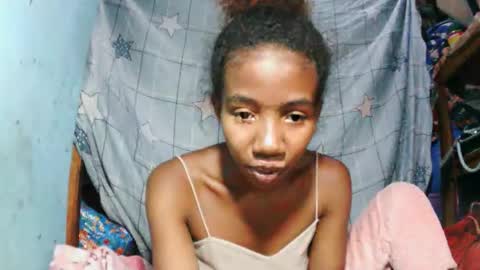 sasivia08 online show from April 16, 2026, 12:50 pm