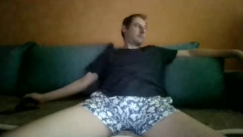 Snapshot of sasko877 chatting on June 21, 2026, 5:43 am sasko877 online show from June 21, 2026, 5:43 am