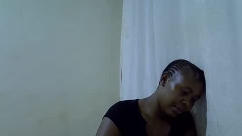 Snapshot of sassy_bella chatting on February 14, 2026, 9:22 pm sassy_bella online show from February 14, 2026, 9:22 pm