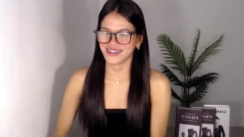 Snapshot of sassy_monie chatting on January 21, 2025, 6:02 pm sassy_monie online show from January 21, 2025, 6:02 pm